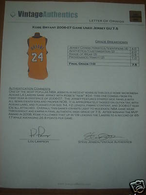  There is a great deal on game worn Kobe Bryant Jersey on ebay right now!
